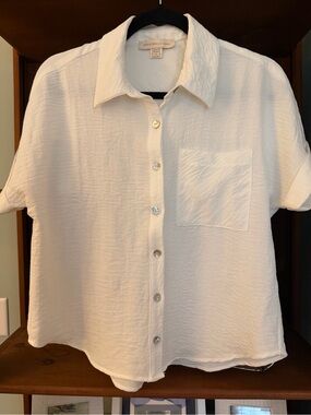 Monteau White Short Sleeve Button-Up Shirt